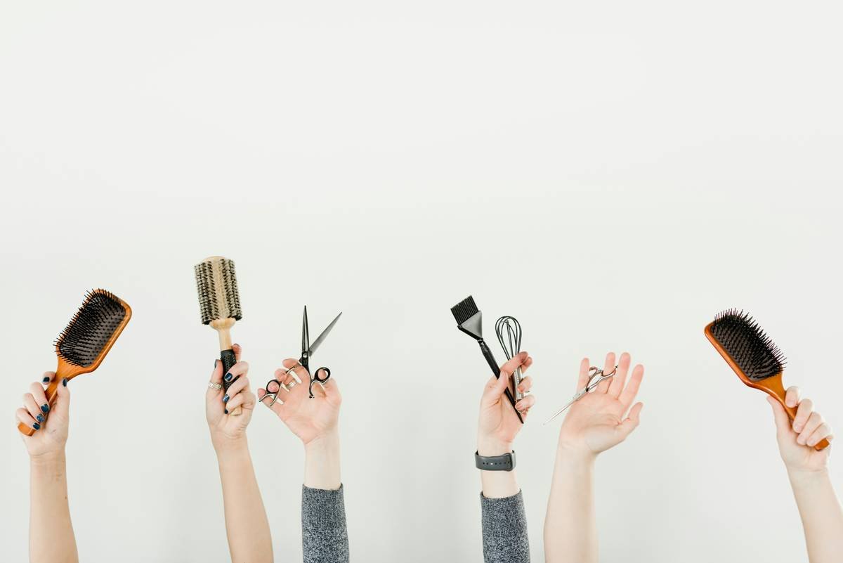 Why Your Detangler Hair Tool Is Failing—And What Actually Works